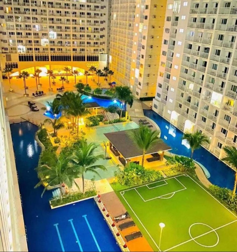Property building, Swimming pool