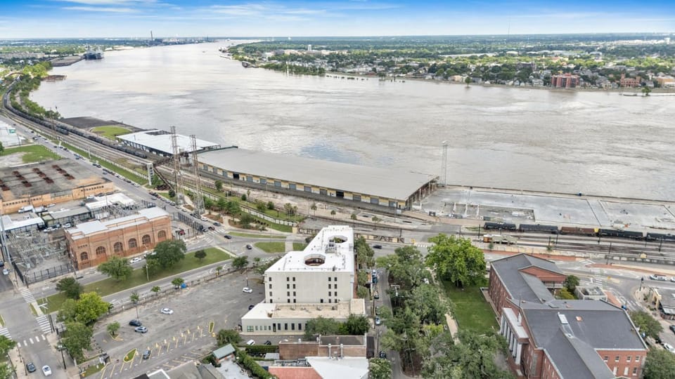 Nola Retreat Next To Frenchmen & French Quarter Hotel in Faubourg Marigny