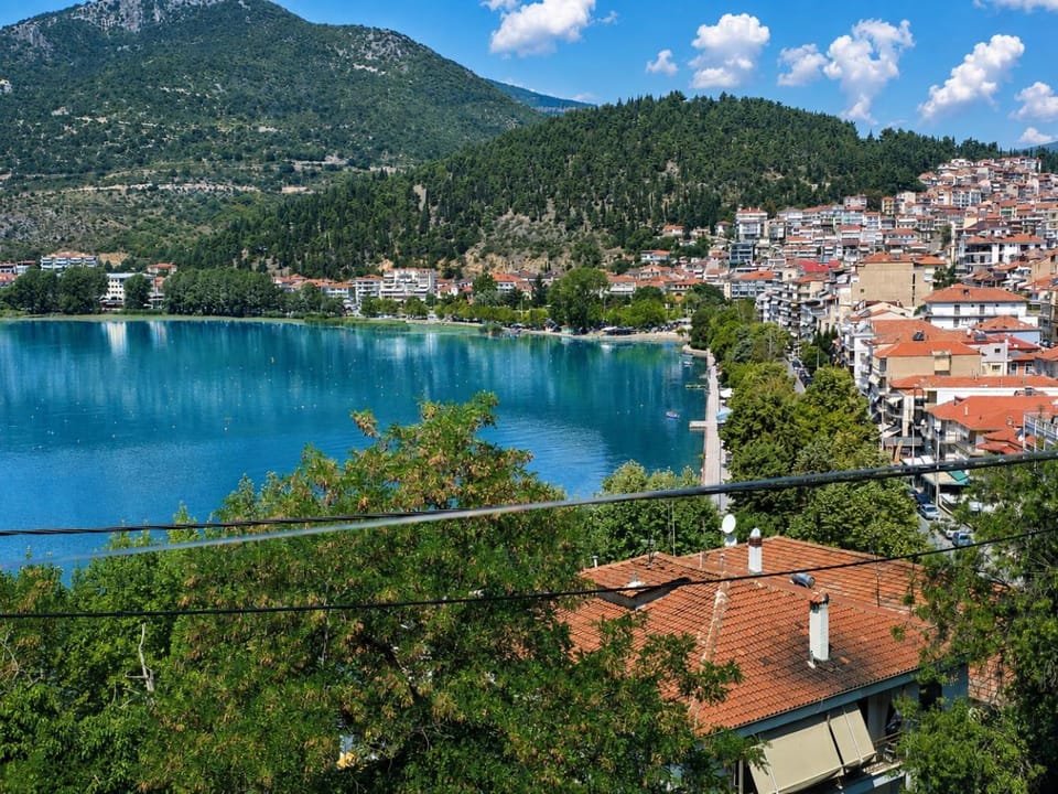 Day, Natural landscape, Bird's eye view, City view, Lake view, Mountain view