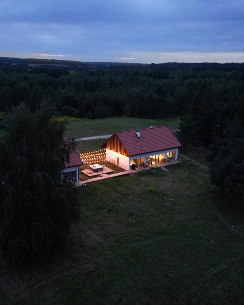Property building, Natural landscape, Bird's eye view, Hot Tub, View (from property/room)