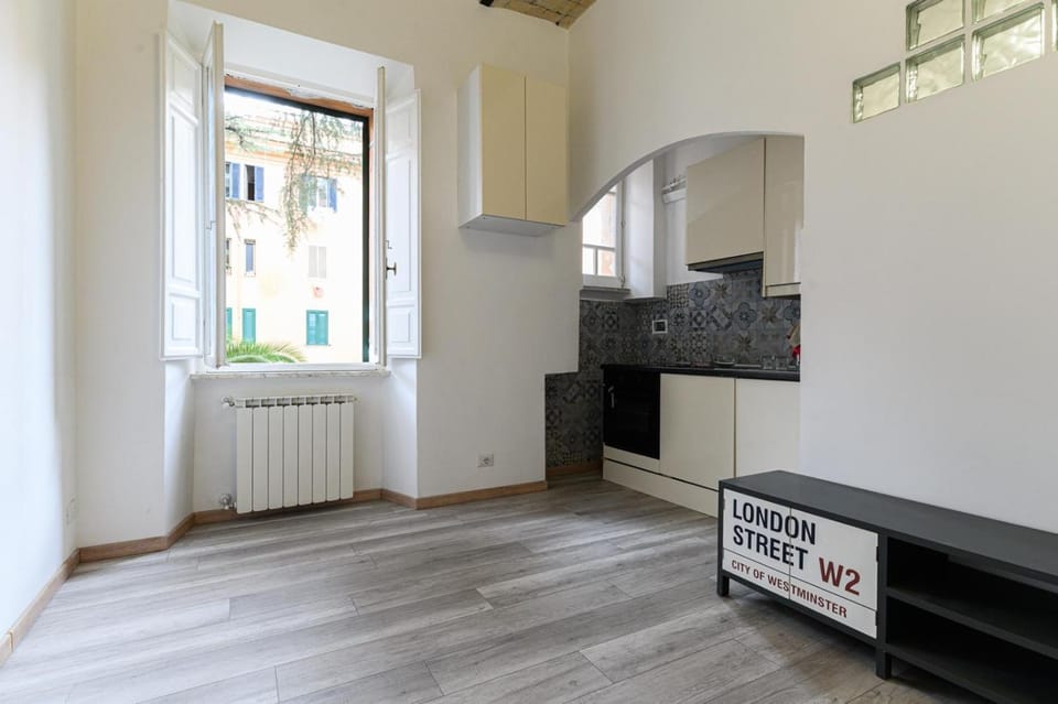 caracciolo house Apartment in Rome