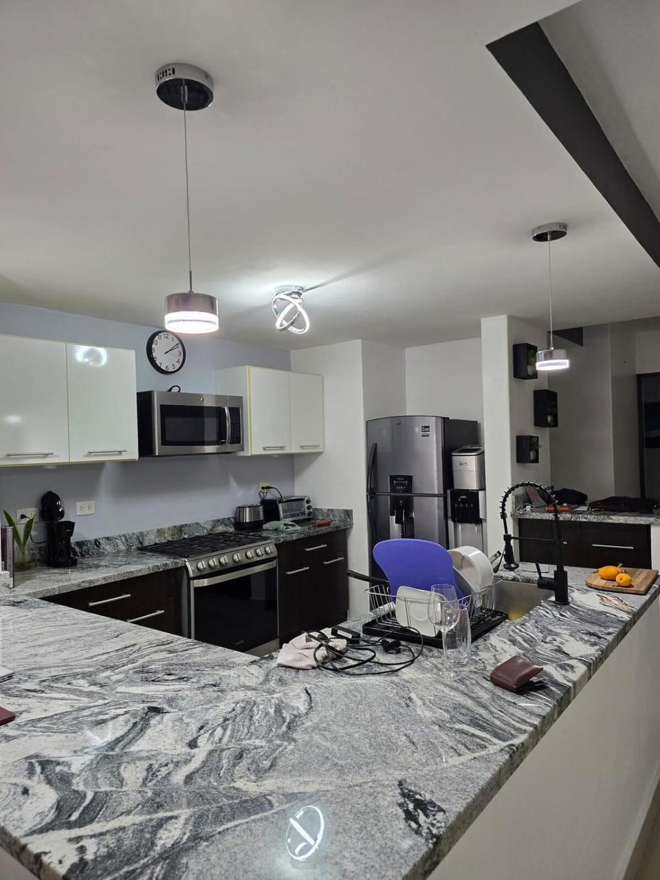 Kitchen or kitchenette, oven