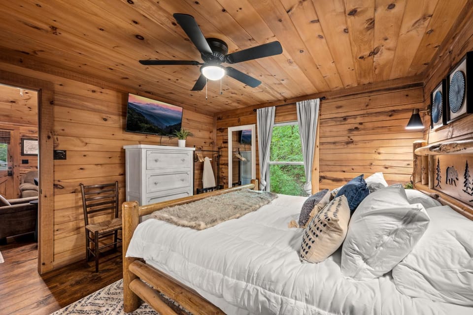 Cozy Cove House in Townsend