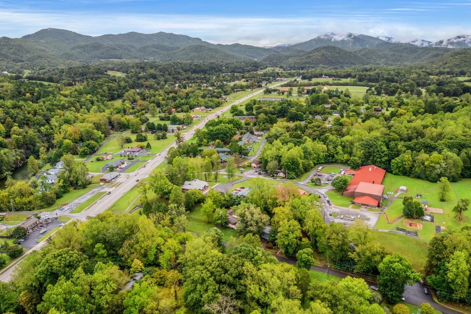Cozy Cove House in Townsend