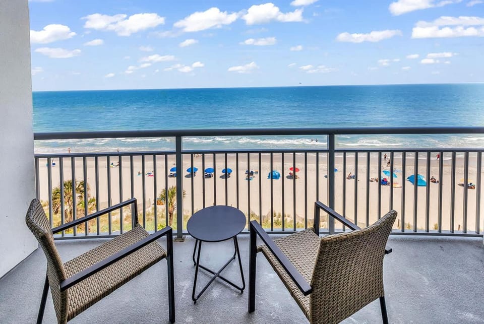 Fully Updated 1BR Oceanfront Oasis at Oceans One House in Myrtle Beach