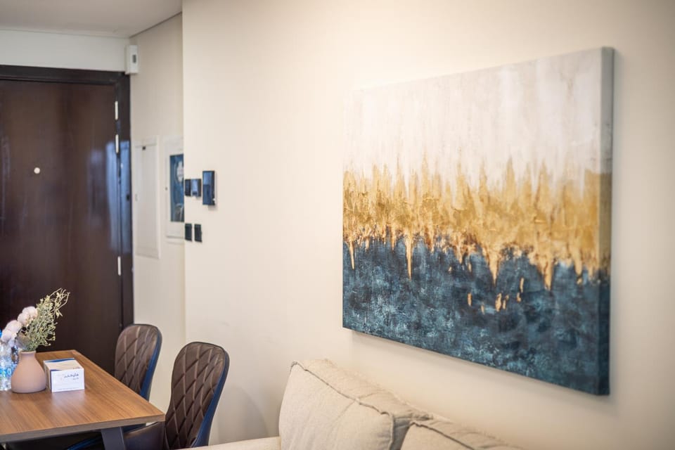 Canal View 1Bd Al Maryah Island Apartment in Abu Dhabi