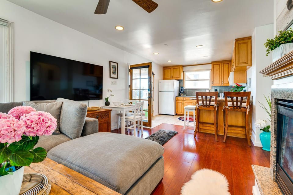 Home By Manhattan Beach & Int’l Soccer at SoFi! House in Manhattan Beach