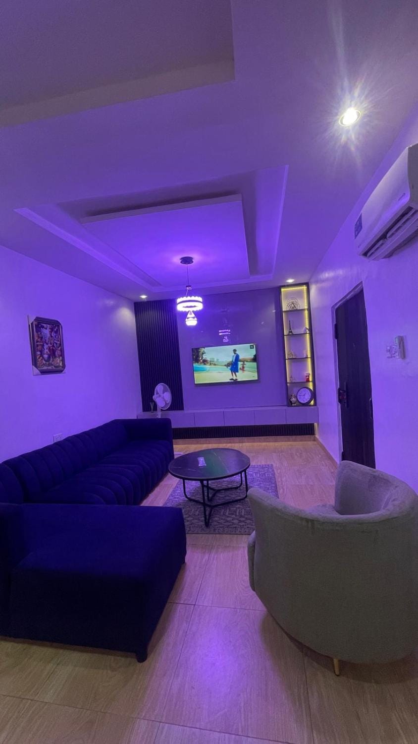 Shabby Luxury Apartment Apartment in Lagos