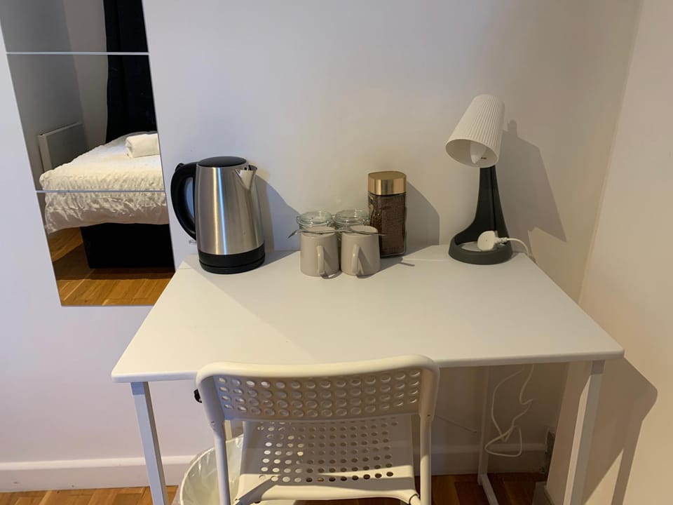 King's Cross Private Suites Apartment in London Borough of Islington