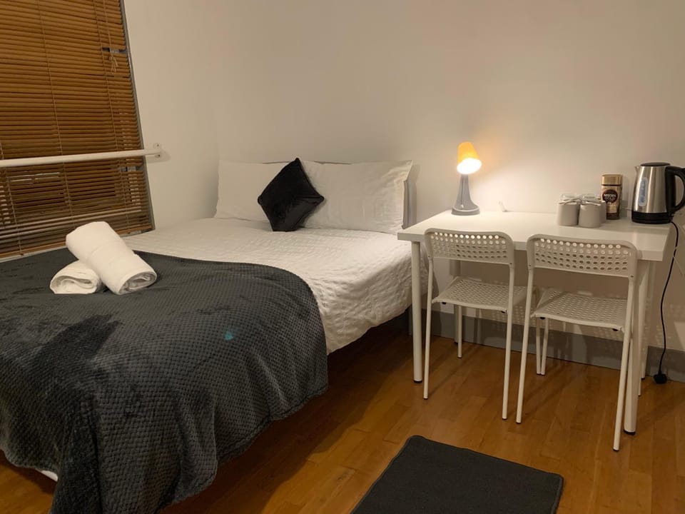 King's Cross Private Suites Apartment in London Borough of Islington