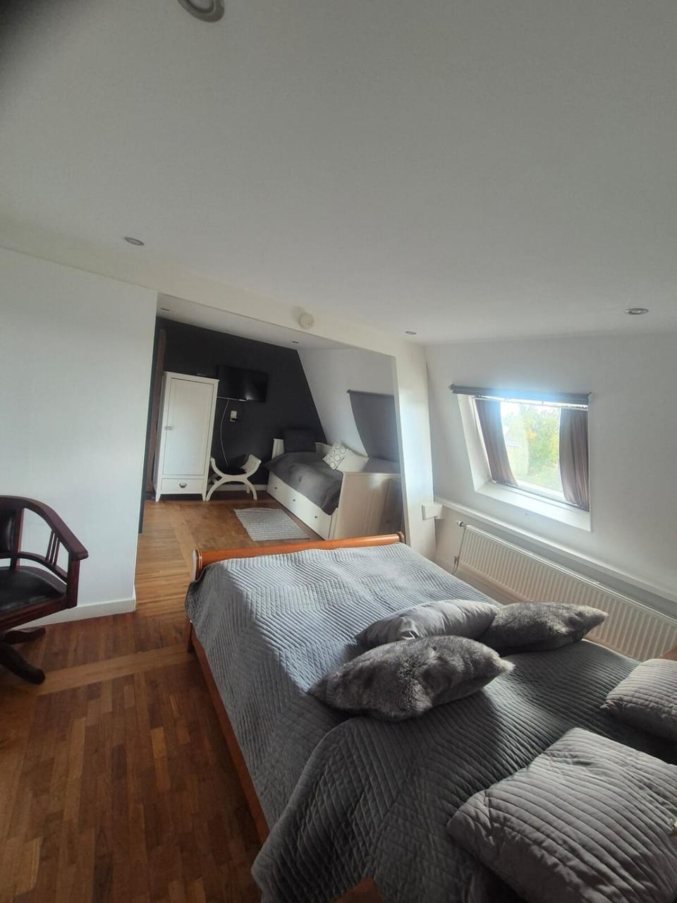 Bed, Bedroom