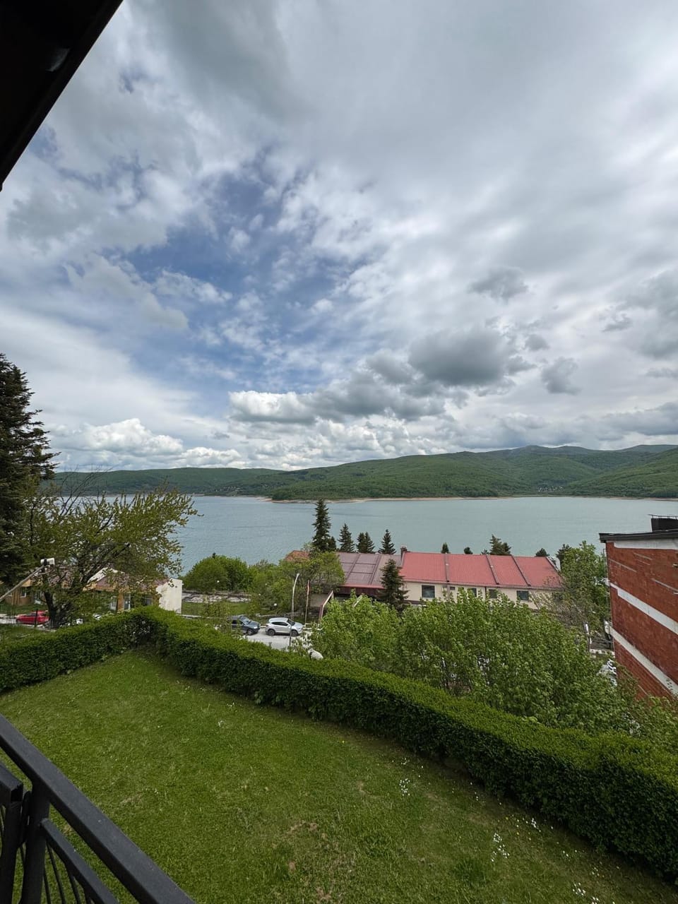 Nearby landmark, Spring, Day, Natural landscape, Garden, Lake view, Mountain view, River view