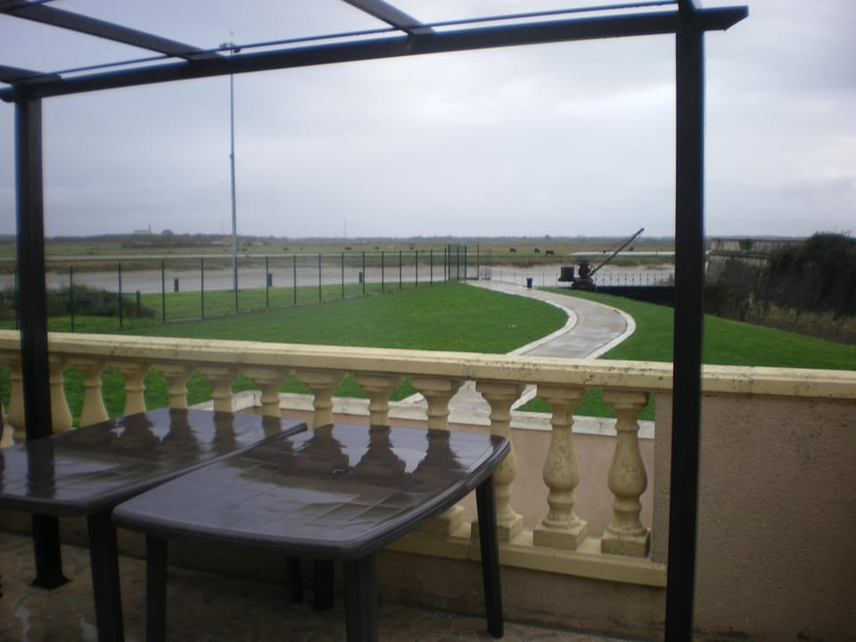 Hotel Le Cargo Hotel in Nouvelle-Aquitaine