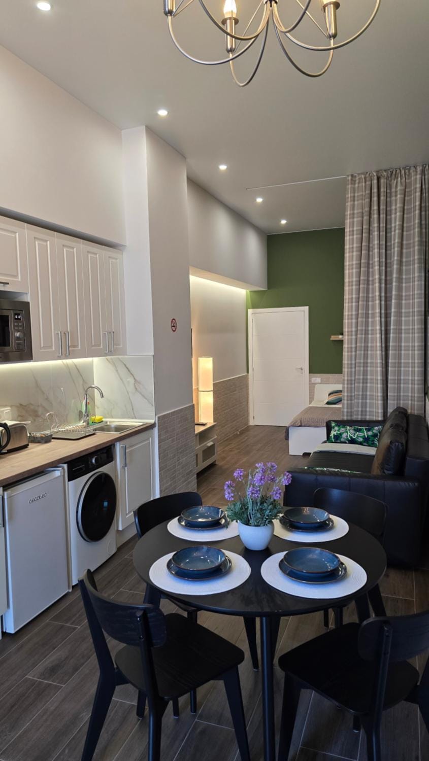 Living room, Dining area, Breakfast