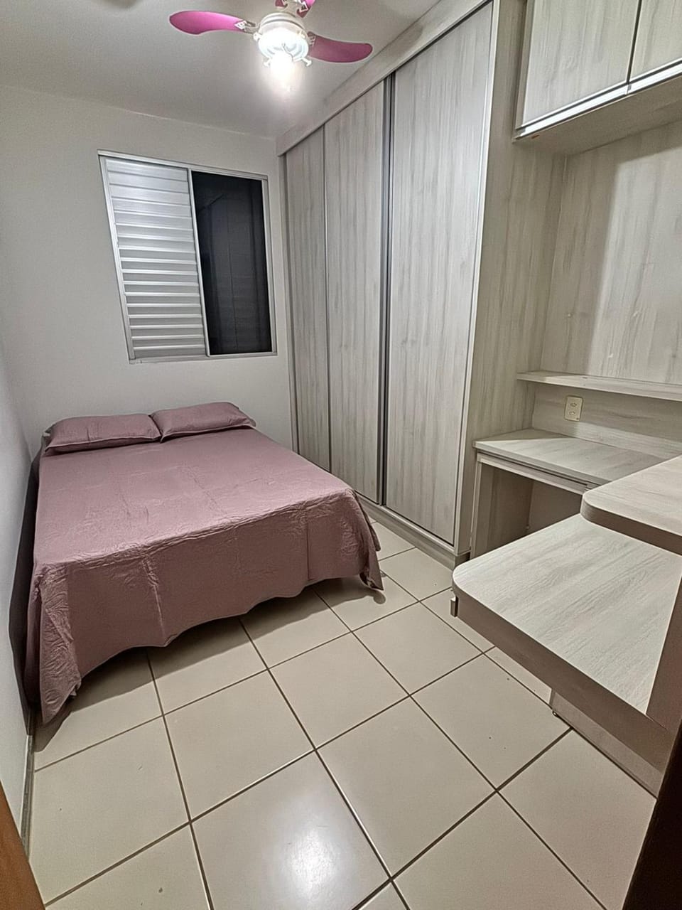 Bed, Photo of the whole room, Bedroom, wardrobe