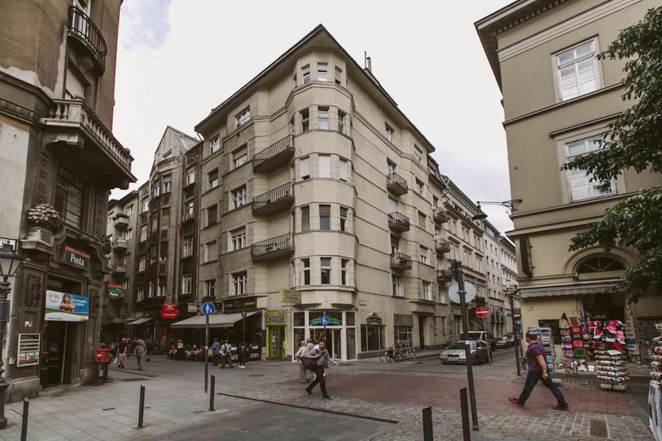 Vaci Bliss by Downtown with FREE PARKING Apartment in Budapest