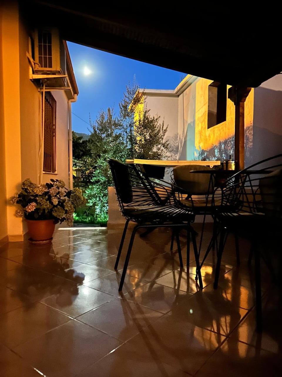 Garden, View (from property/room), Balcony/Terrace