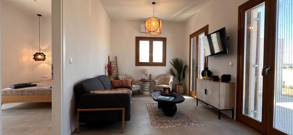 Elysian House House in Paros, Greece