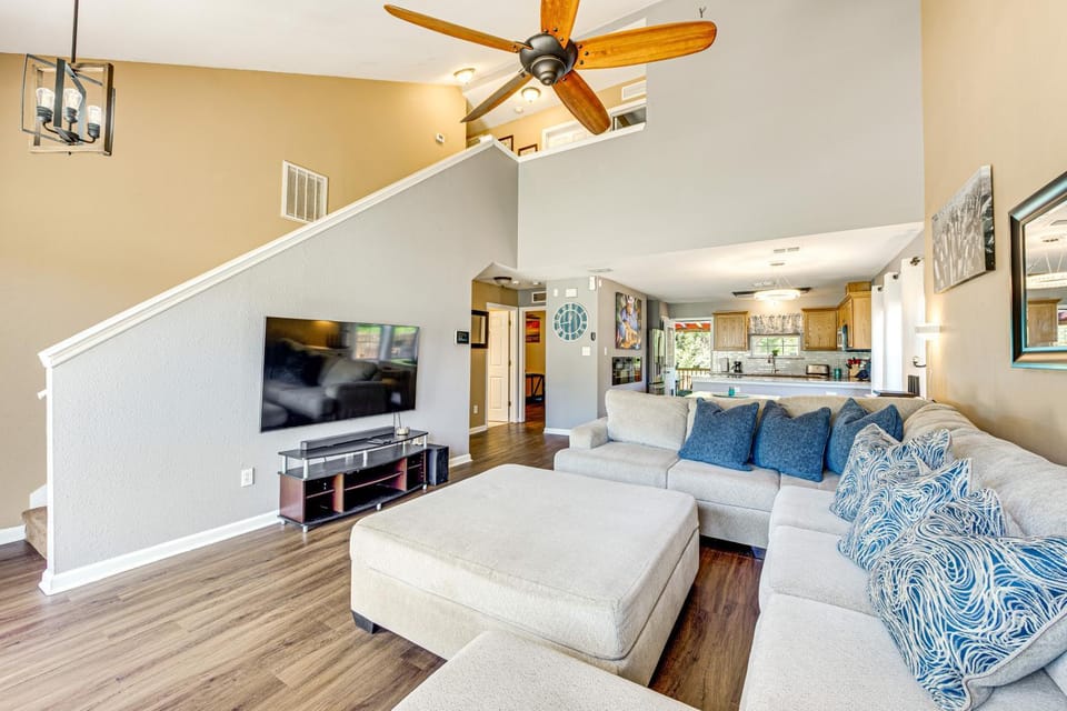 4 Mi to FSU: Family Home w/ Pool & Yard 75-inch TV House in Tallahassee