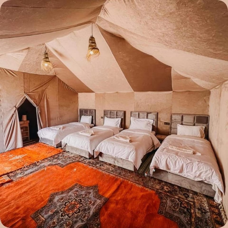 Property building, Bed, Photo of the whole room, Bedroom