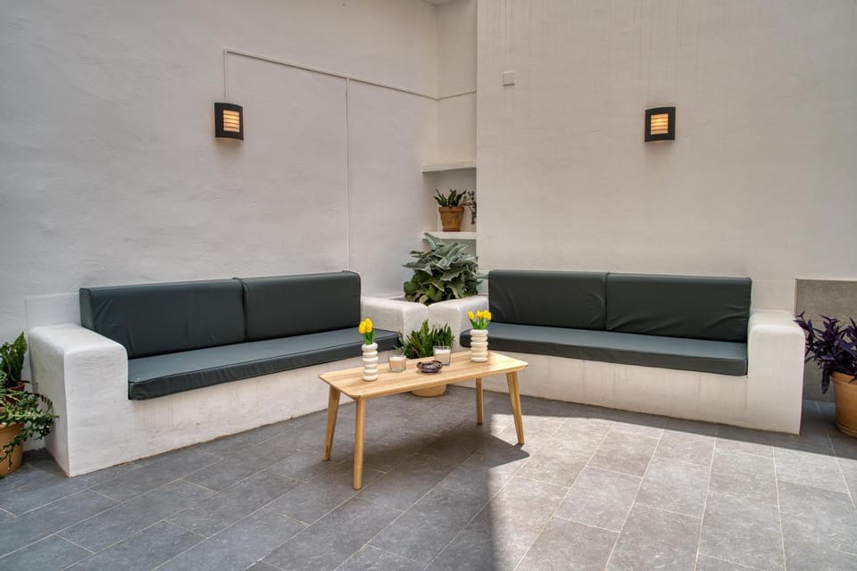 Balcony/Terrace, Balcony/Terrace