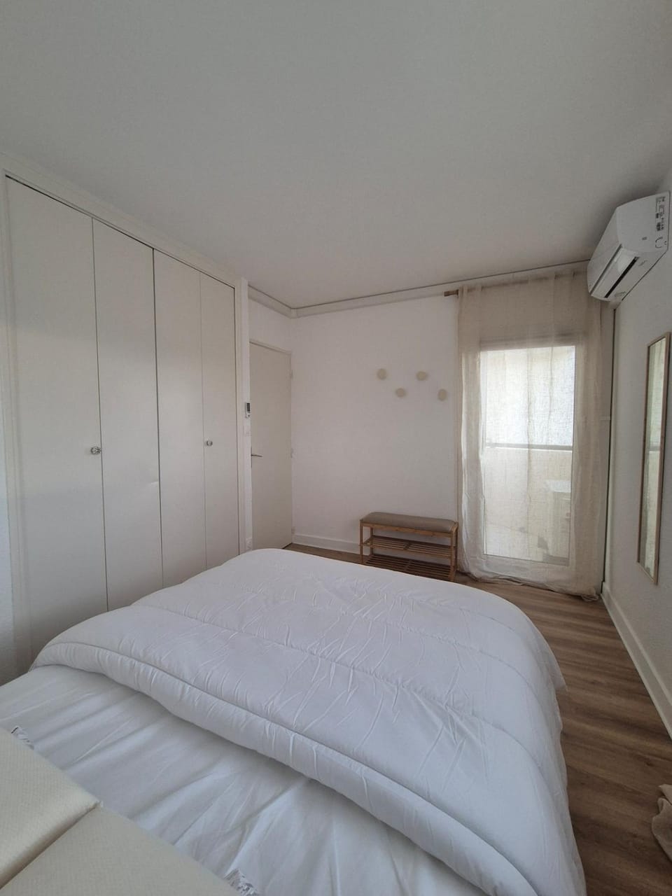 Bed, Photo of the whole room, Bedroom, wardrobe
