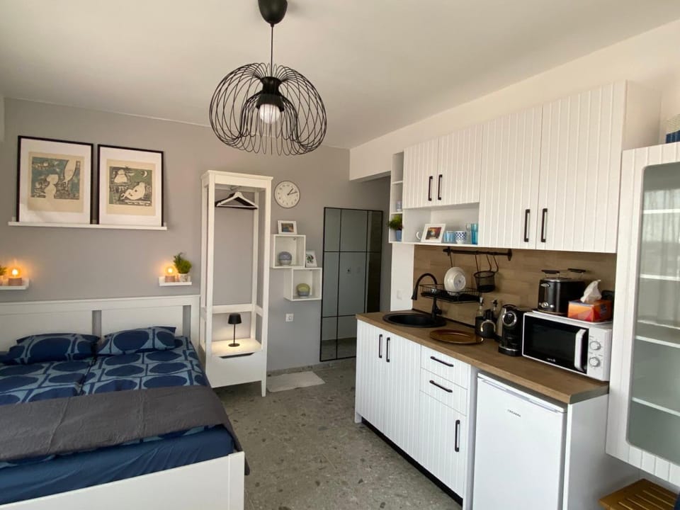 Студио Larimar Apartment in Burgas Province