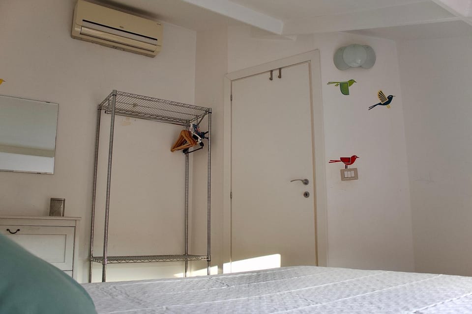 Bed, Bedroom, wardrobe, air conditioner