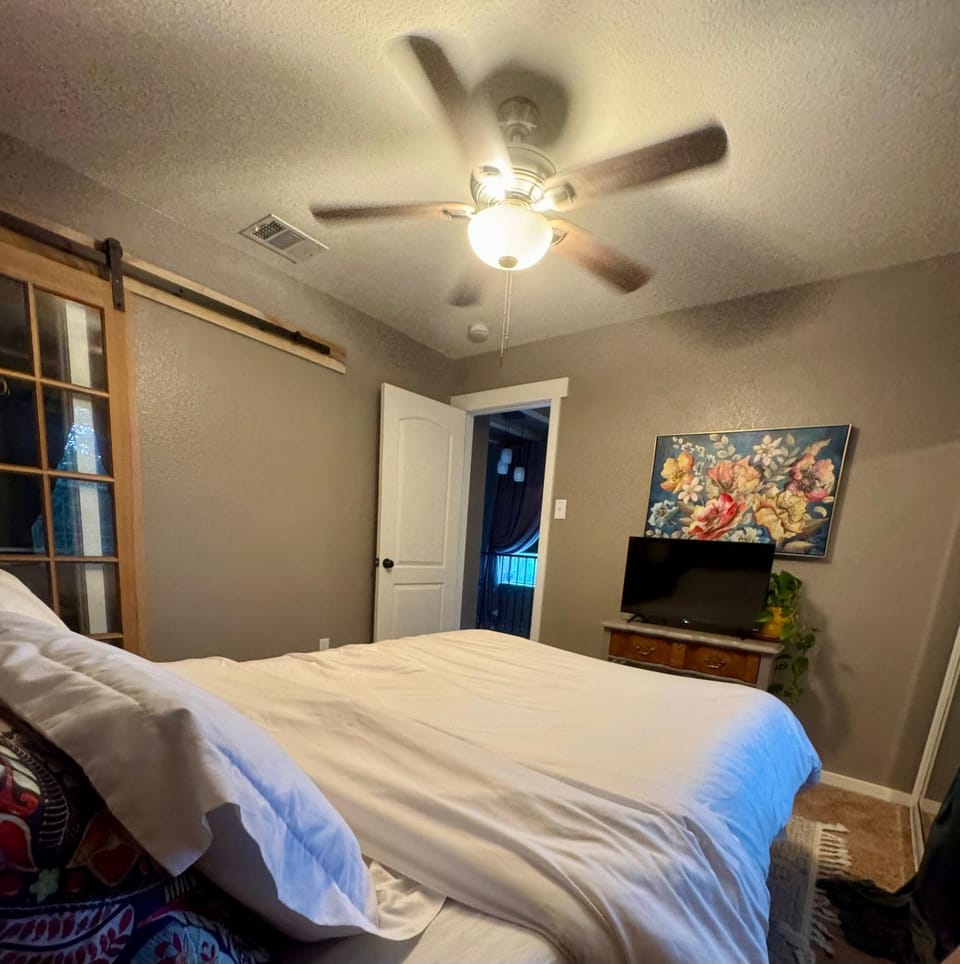 TV and multimedia, Bedroom