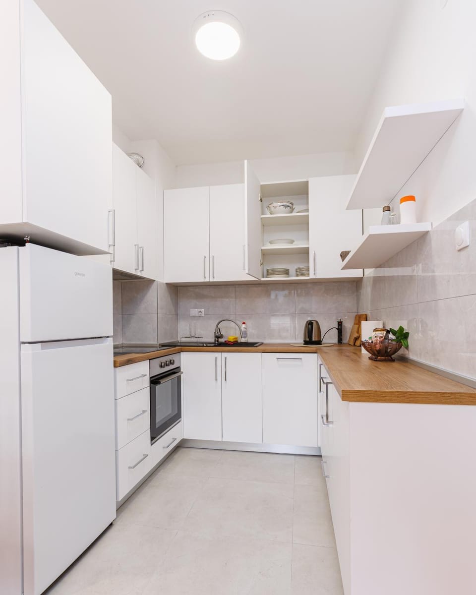 dishwasher, oven, stove