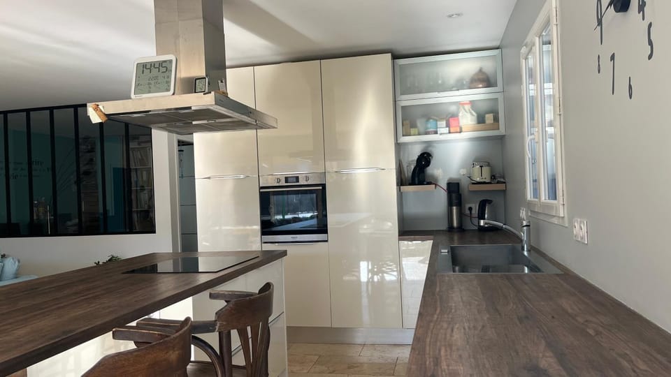 Chambre d'hôte dans une maison cosy Vacation rental in Arles