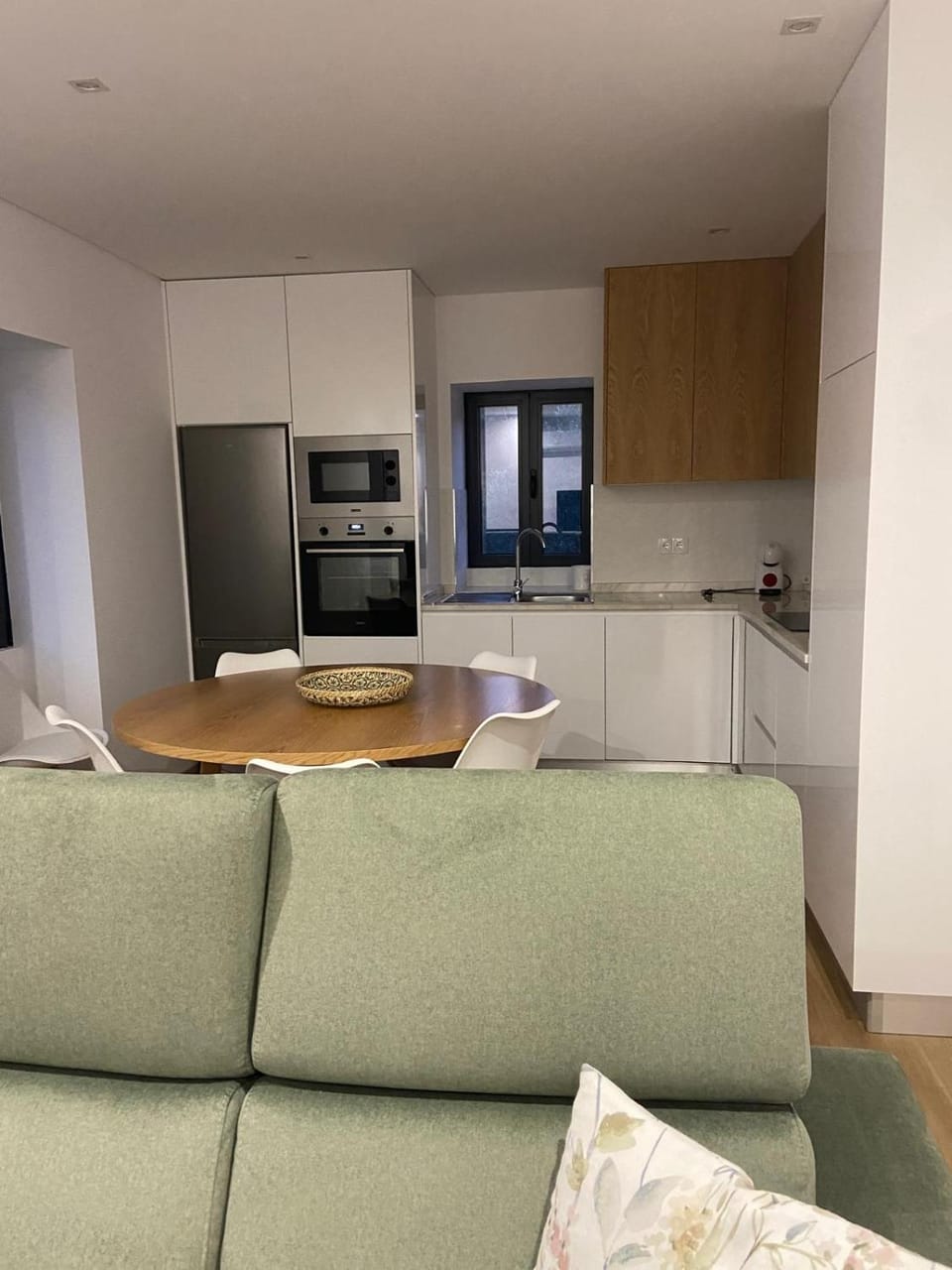 Seating area, Dining area