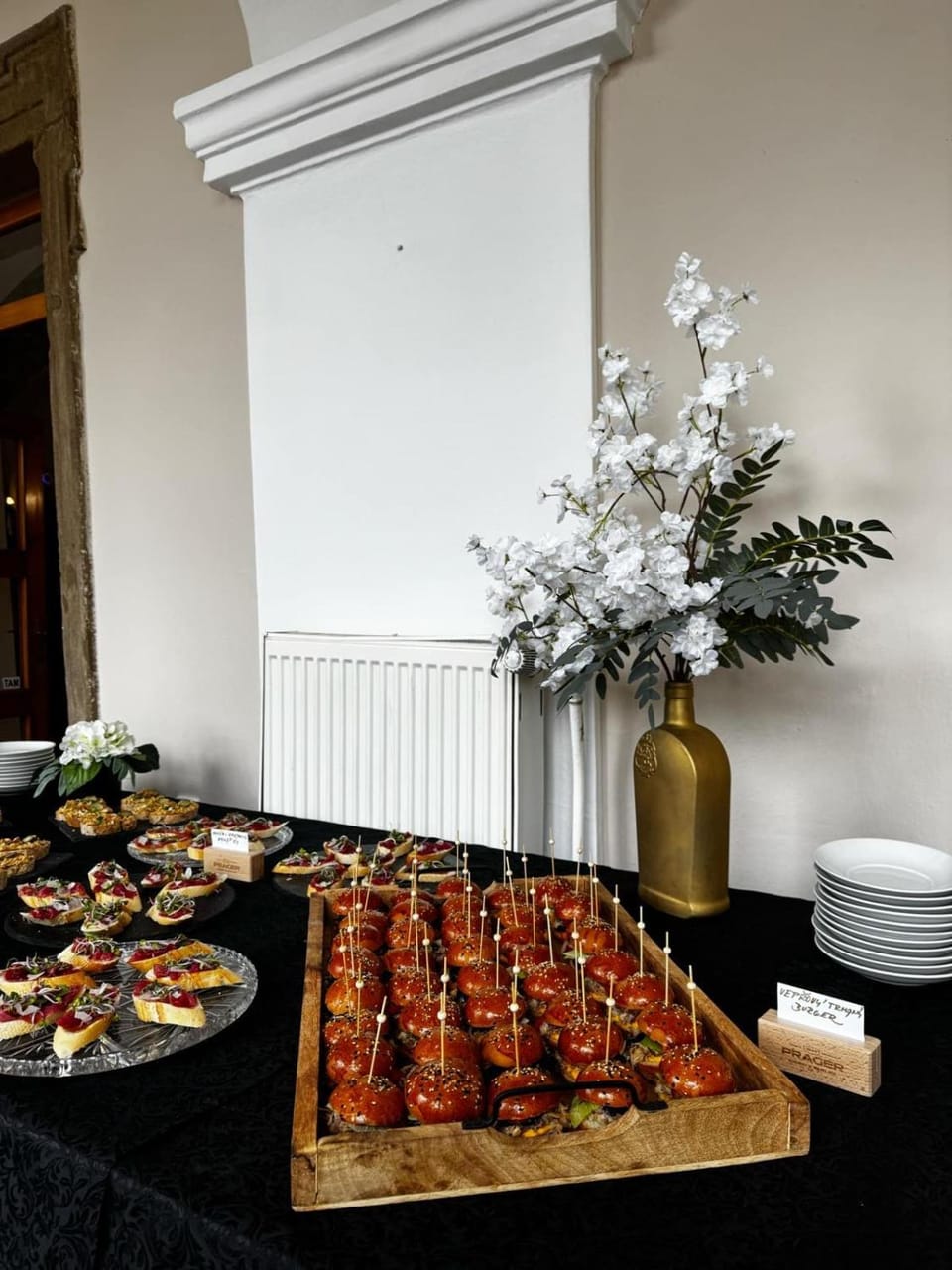 Food and drinks, Buffet breakfast