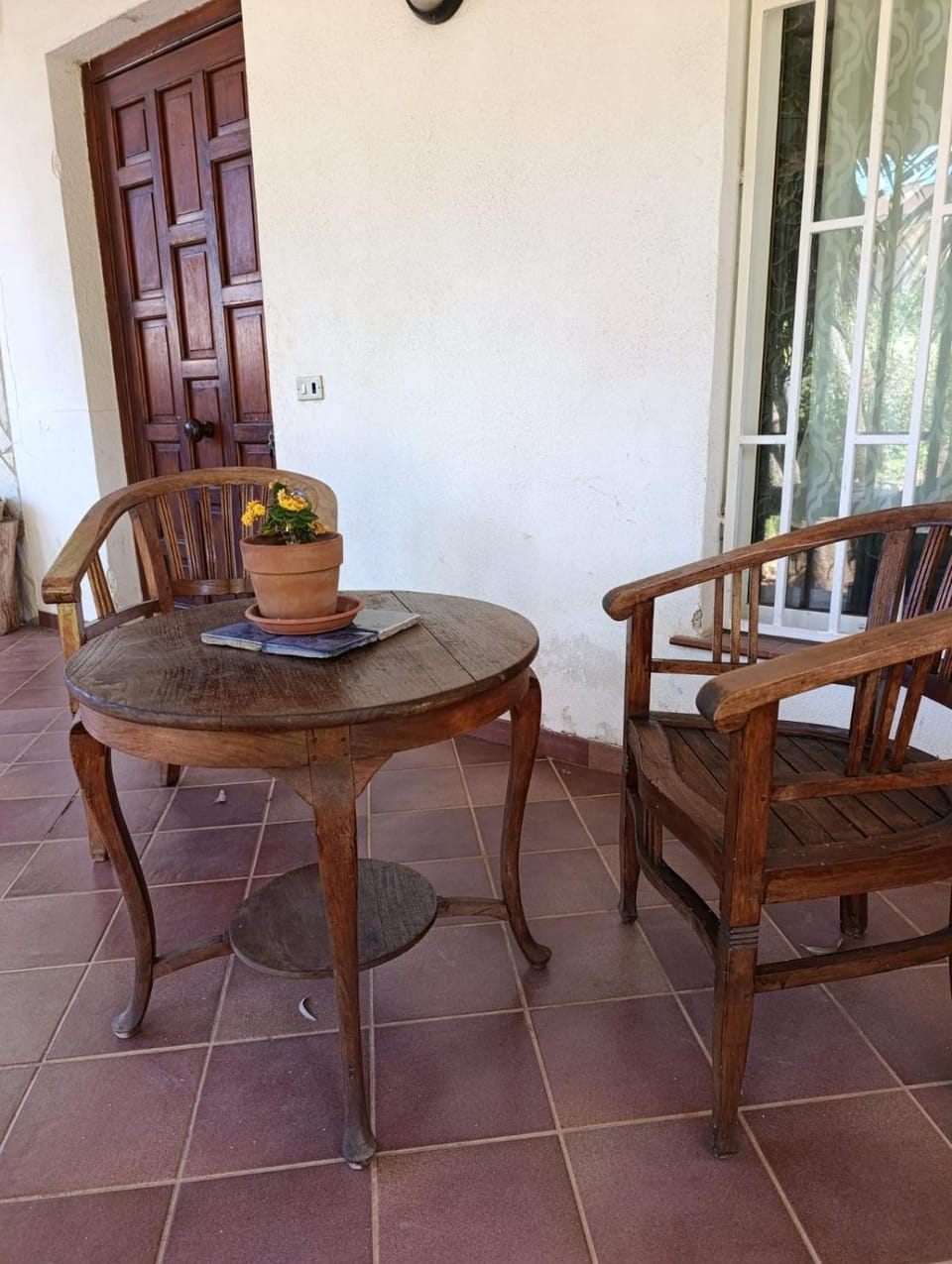 Patio, Seating area