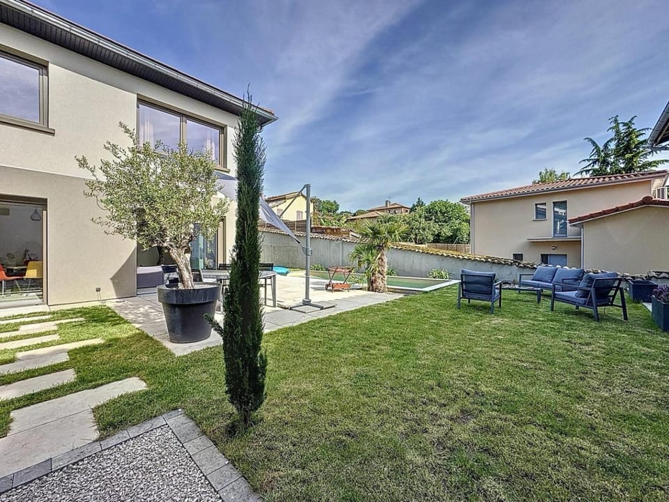 Garden, Garden