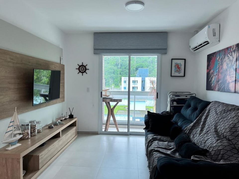 Living room, air conditioner