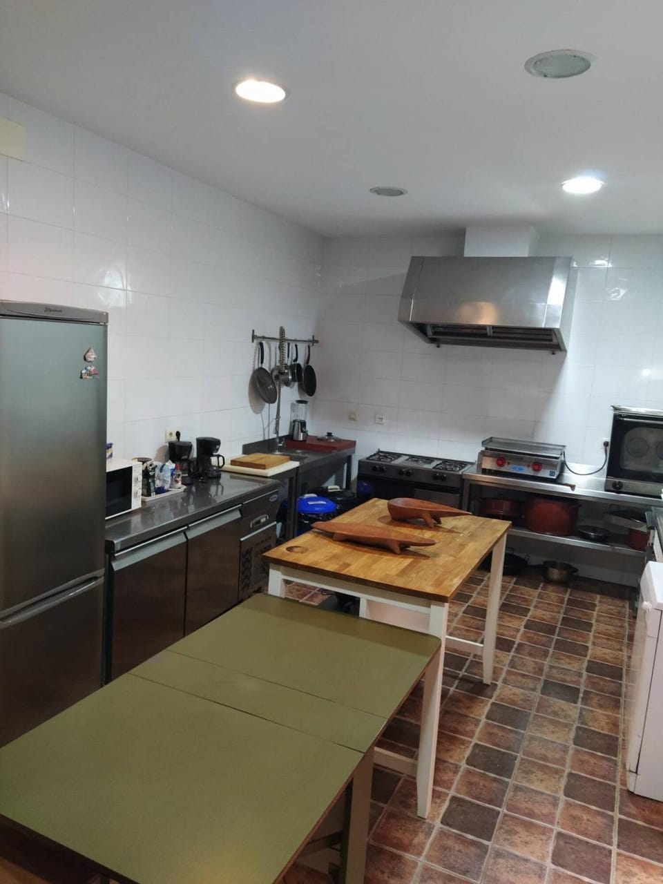 Kitchen or kitchenette, Living room