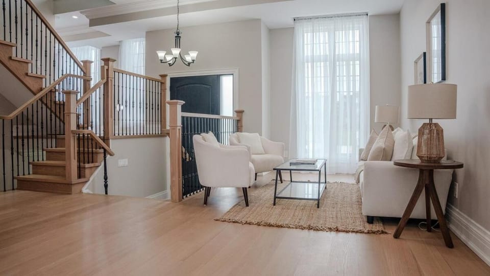 Upscale Pickering Escape Near Lake & Dining Villa in Ajax