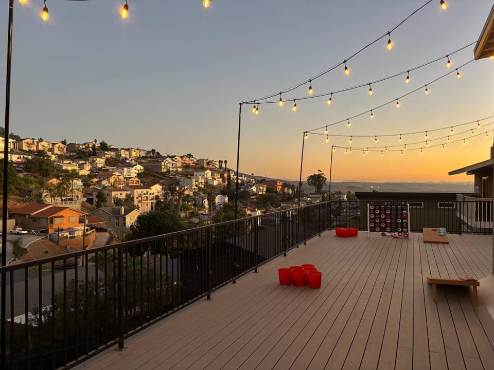 Night, Activities, Game Room, Balcony/Terrace