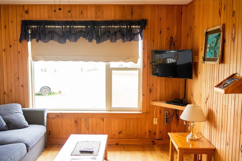 Nearby landmark, View (from property/room), Living room, Landmark view