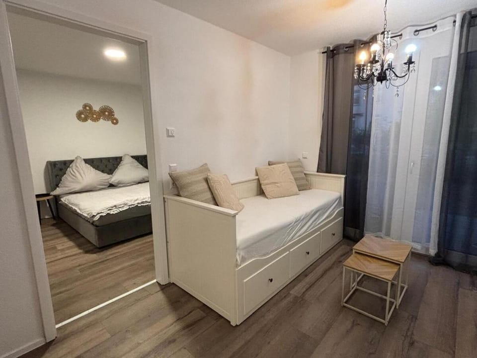 Beautiful 2 bedroom apartment with garden and terrace Apartment in Hesse