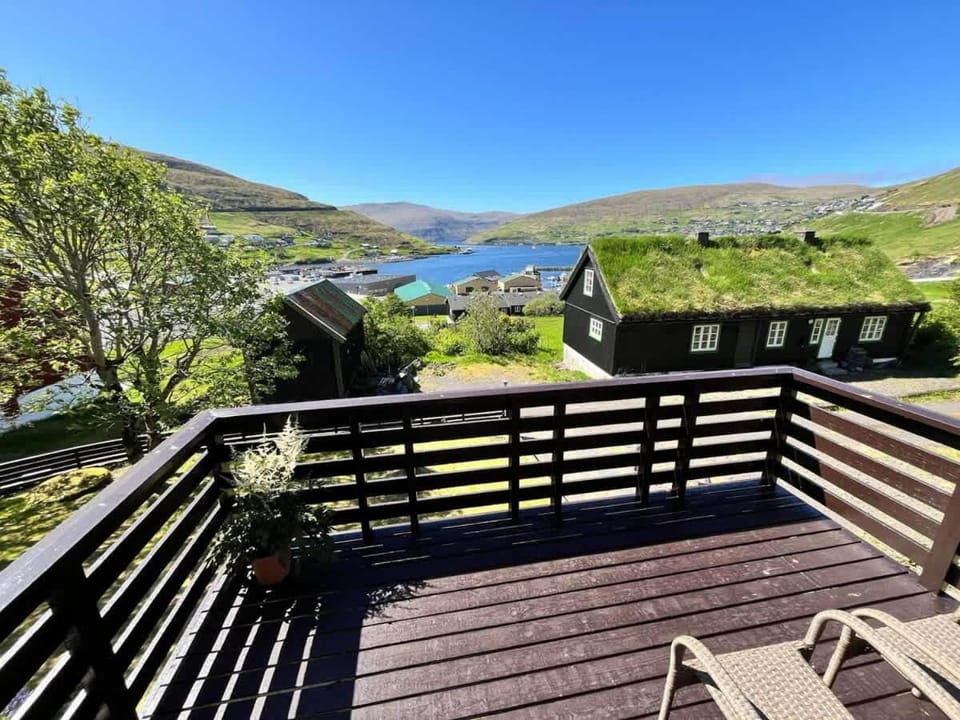 Charming Retreat with Stunning Views for 9 Guests House in Europe