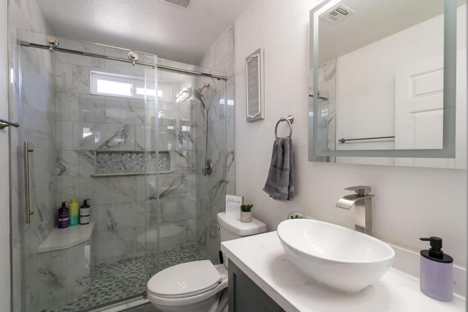 Vegas Retreat with Hot Tub & Game Room House in North Las Vegas