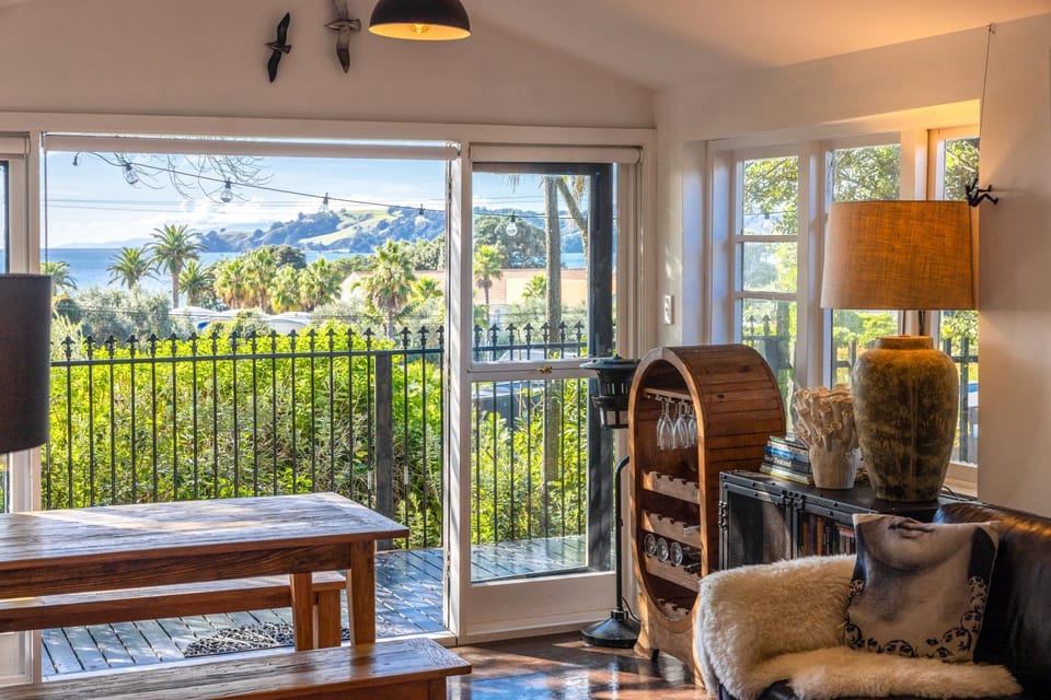 Natural landscape, View (from property/room), Living room, Seating area, Dining area