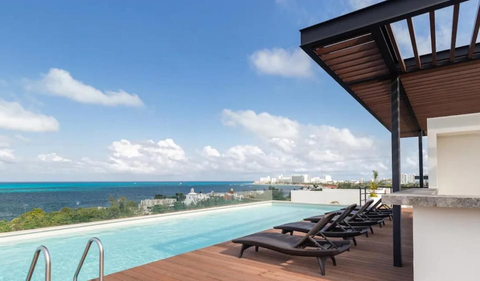View (from property/room), Balcony/Terrace, Swimming pool