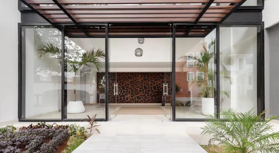 Facade/entrance, Lobby or reception