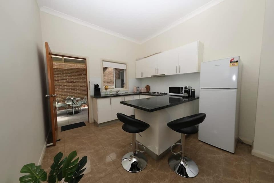 Sydney Concord Modern 2 bedroom sleeps 6 guests House in Sydney