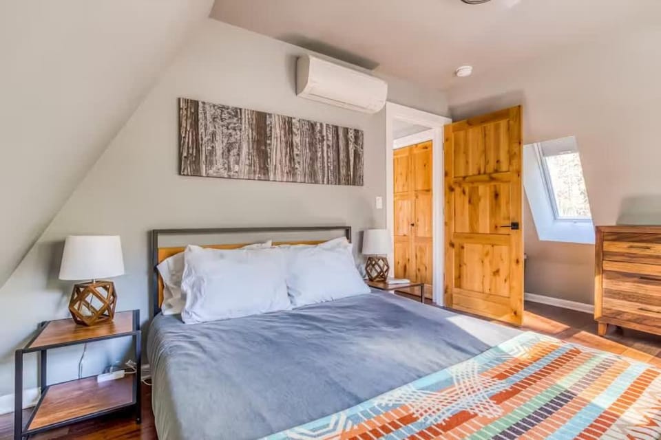 A-Frame of Mind - Secluded Escape Hot tub House in Mount Hood Village