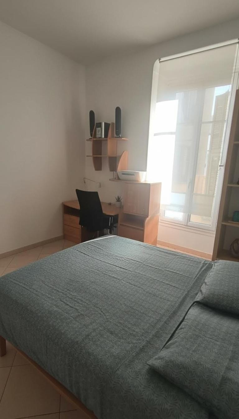 PAG - Chambres dans appartement Niçois en plein centre Vacation rental in Nice