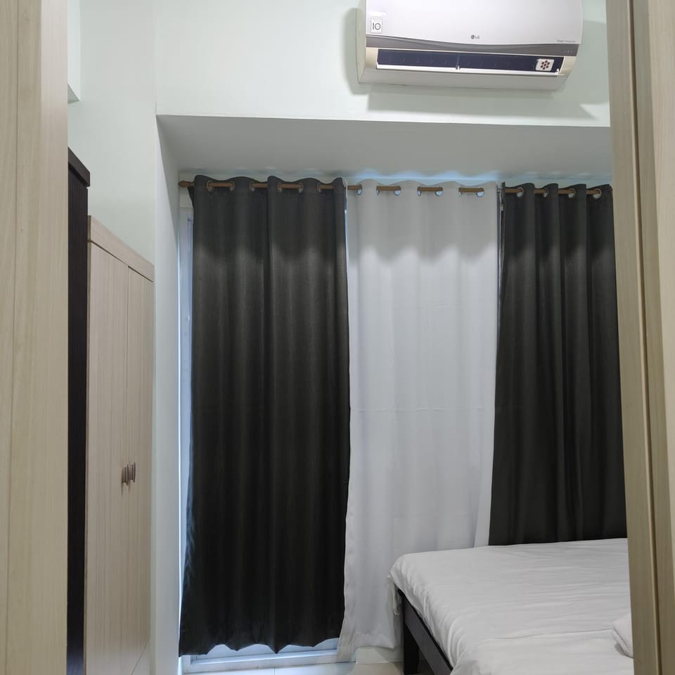 Condotel or apartment SM JAZZ RESIDENCES Apartment in Makati